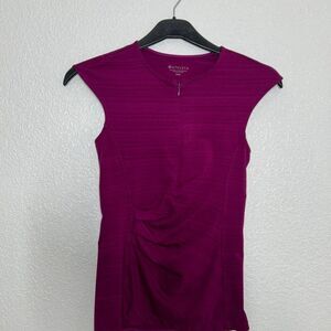Woman’s Athleta Tank Top